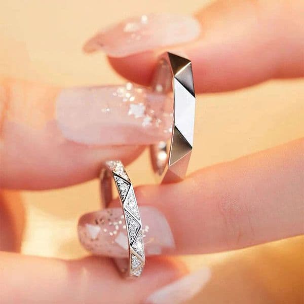 DH collections S999 Sterling Silver "Be With You" Diamond - encrusted Rhombus - shaped Couple Rings