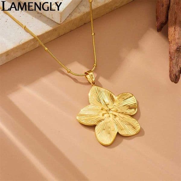 LAMENGLY 316L Stainless Steel Classy Line Texture Big Flower Pendant Necklace For Women Girls Personalized Clavicle Chain W25908