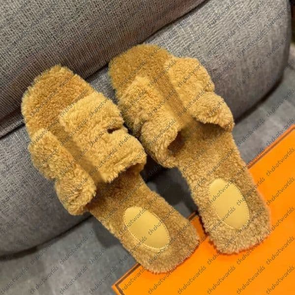 Fluffy Colorful Slides Womens Slippers Designer Flat Sandals For Woman Slides Autumn Winter Warm Casual Shoes Sandales Fashion Slippers