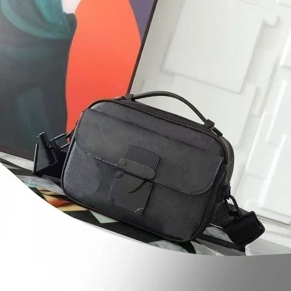 Cross Body Waists Bag Lamb Wool Mens Designer Womens Ducks Fanny Packs Ladys Belt Classic Chest Bag Handbag Singleshoulder Bag Messenger Bag Fahison Unisex Letter