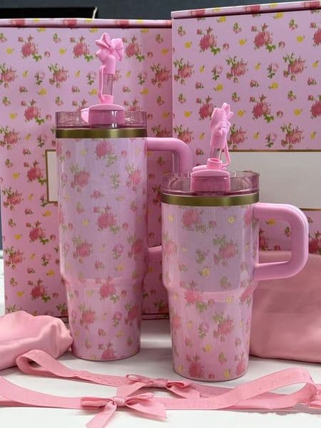 40OZ Tumblers Rosa Limited Edition Christmas Beaux Pink Blue Cups With Bow Topper 40 OZ Stainless Steel Travel Car Mugs 0327