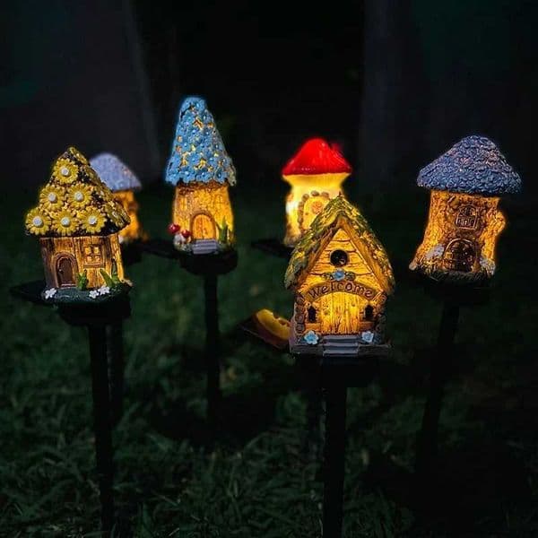 2025 New Cartoon Anime Resin Creative Mushroom House Outdoor Waterproof Ground Light Solar Garden Landscape Light Z250911