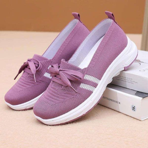 2026 Spring Autumn Women's Flat Breathable Slip-On Casual Soft Bottom Anti-Slip Mom Walking Shoes Comfortable round Toe