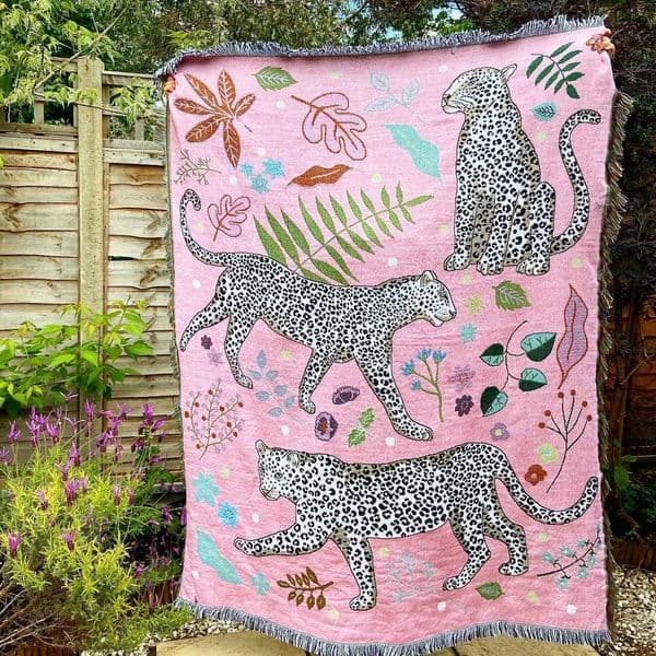 Beach Pink Blankets for Sofa Jacquard Leopard Blanket Knitted Throw Sofa Blanket Bedspread Sofa Cover Tapestry for Home DecorXJ250912