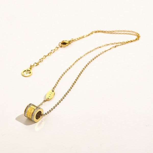 Luxury Designer Letter Pendant Necklaces Rhinestone Necklace for Women Wedding Party Jewerlry Accessories 20 Style