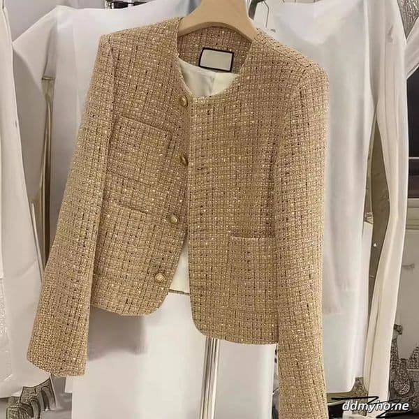 Designer's New Clothing Style Exudes A Unique, High-End Elegant Charm. It's Super Good-Looking And Fashionable. Short Coat For Ladies. Free Shipping ddmyHome