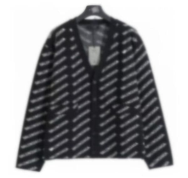 women Designer sweater Round neck Embroidery Knitwear sweaters Cardigan Jackets Ladies Button pullover Knits Skirts coat Clothing