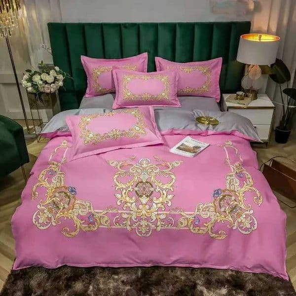 art Luxury Designer Luxury Plaid Geometric Horse Print Bedding Set Modern Concise Duvet Cover With Cases Queen King Size Bedroom Decor For Kid Y250916a Free Shi