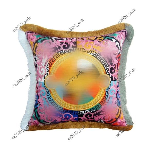 Luxury pillowcase designer signature classic pattern double-sided printed tassel edge pillowcase cushion cover 45*45cm, suitable for Christmas decoration gift