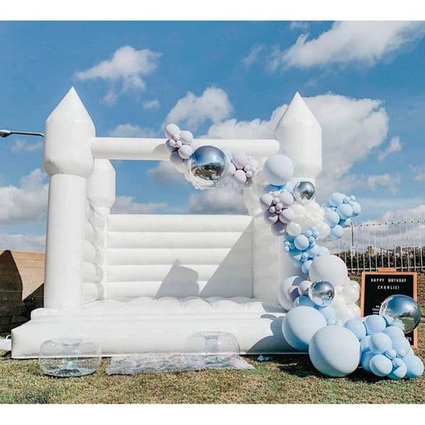 Full PVC Wedding Bouncy Castle Inflatable Jumping Bed Bounce House jumper white bouncer house For Fun kids toys Inside Outdoor with blower