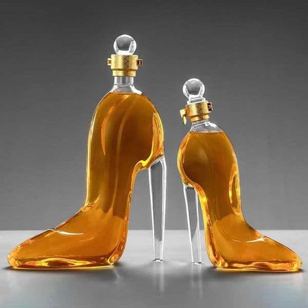 Alien Highheeled Shoes Sobering Device for Household Red Wine Bottles Glass Empty Wine Bottles Craft Wine Bottles Z250919