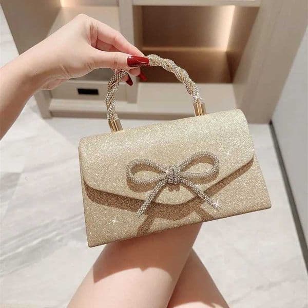 Evening Bag Dress Versatile European and American Clutch Bag Crossbody Celebrity Fashion Diamond Bow Chain Bag Lady HandbagW250920