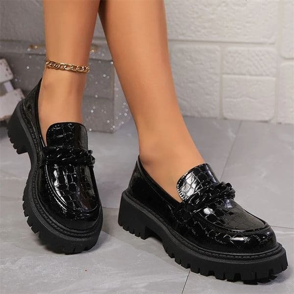 Lucyever Chain Accents Platform Loafers for Women Plus Size 42 Slip on Patent Leather Shoes Women Comfort Round Toe Preppy Shoes 240930bj