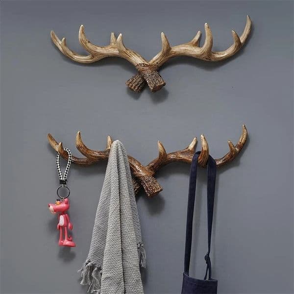 Nordic retro deer horn decoration hook wall hanging clothes and hats hook high-end living room decoration deer horn resin statue craftsmanship 240905bj
