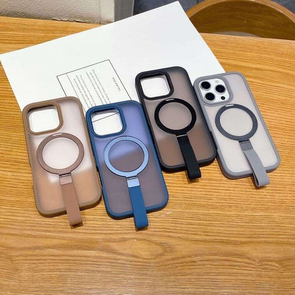 Suitable for iPhone 17 Pro Max Matte Magnetic Phone Case Apple 16 Creative Lanyard Stand 15 Shockproof PC Cover