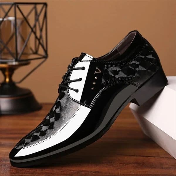2024 Mens Leather Shoes Business Dress Shoes Versatile Wedding Shoes Mens Shoes er Loafers Mens Zapatos Para Hombres 241213bj