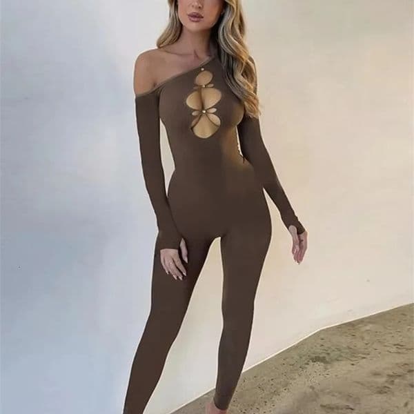 Avrilyaan Personalized Hollow Out Long Sleeves Autumn Winter Playsuits Rompers Women Holiday Casual Elegant Long Jumpsuits 250407