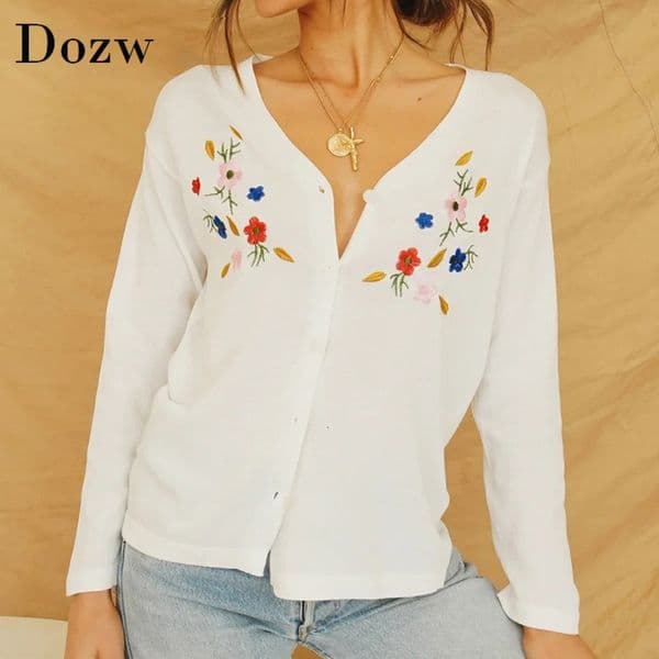 Elegant Floral Embroidery Shirt Women Long Sleeve Casual Cardigans V Neck Korean Female White Tshirt Camiseta Mujer 210414
