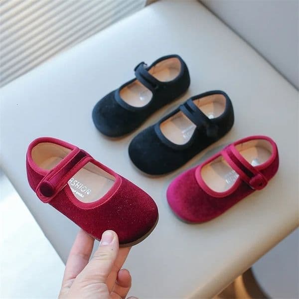 Baby Girl Shoes Vintage Velvet Girls Casual Shoes Soft Flats Children Kids Toddlers Comfortable Dance Mary Janes Loafers 250206