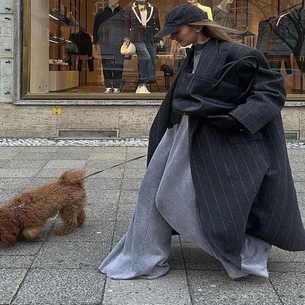 Autumn striped wool dark gray coat womens fashion lapel long sleeved loose jacket winter commuting 240918