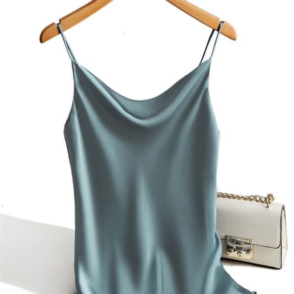 Camisoles Tanks Satin Silk Tank Top Women's Summer Sexy Shoulder Strap Basic Italian Noodle Shoulder Strap Women's Sleeveless Tank Top 230410