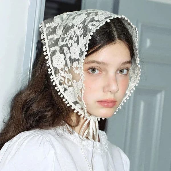 White Woven Floral Lace Hair Scarf Wraps Women Retro Triangle Headscarf Hat Travel Po Headband Hair Accessories 250919