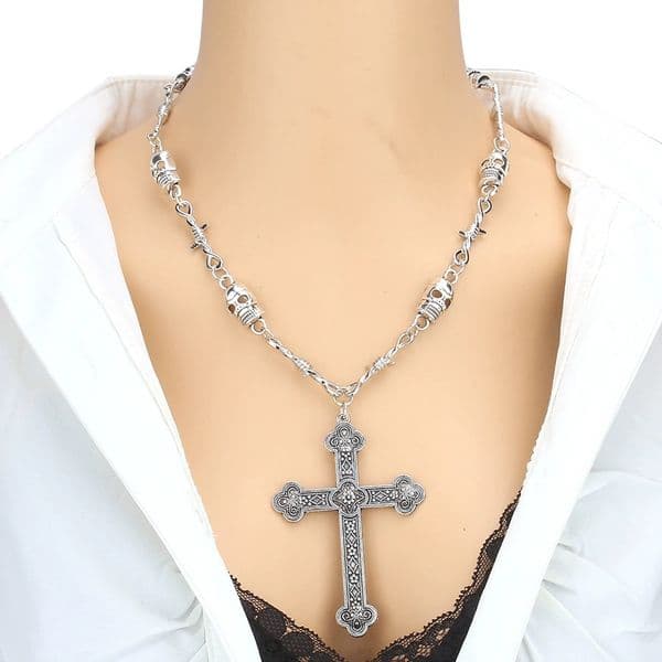 Personalized and fashionable hip-hop skull cross necklace, Gothic style trendy necklace