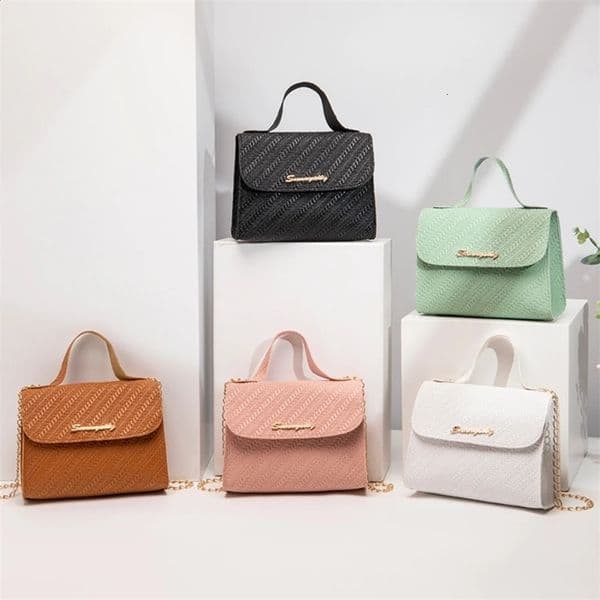 Embossing Chain Square Bag Leather Large Capacity Shoulder Crossbody Cell Phone for Women Fashion Mobile 240823Z