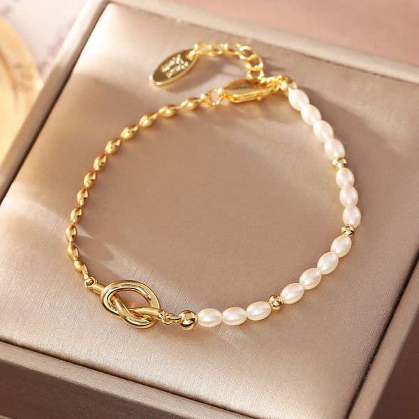 s Designer Luxury jewelry for women Knot Pearl Copper plated with 18K gold Vintage Creative Exquisite High-end Festival Vacation gifts Q260513