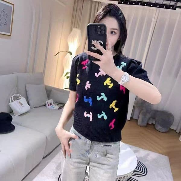 Designer high-quality knitted top with hollowed-out 2025 Spring and Autumn new embroidered lettered knitted short-sleeved top S-XL