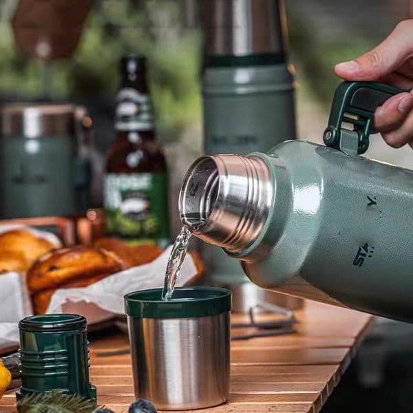 Tumblers 1400/1900ML Stainless Steel Insulated Cup Outdoor Portable Handle Travel Kettle Large Capacity Hiking Water Bottle Camping