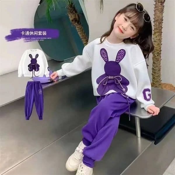 Fashion Preschool Baby Girl Autumn Clothing Set Childrens Sports Cartoon Rabbit Sports Shirt Pants 2PCS Set Youth Track and Field Clothing Set 240921bj