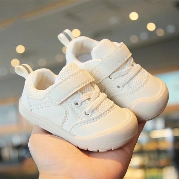 Walking Boy and Girl Soft Soles Anti-skid Childrens Casual Sneaker Mesh Breathable Shoes Baby Accessories H260305