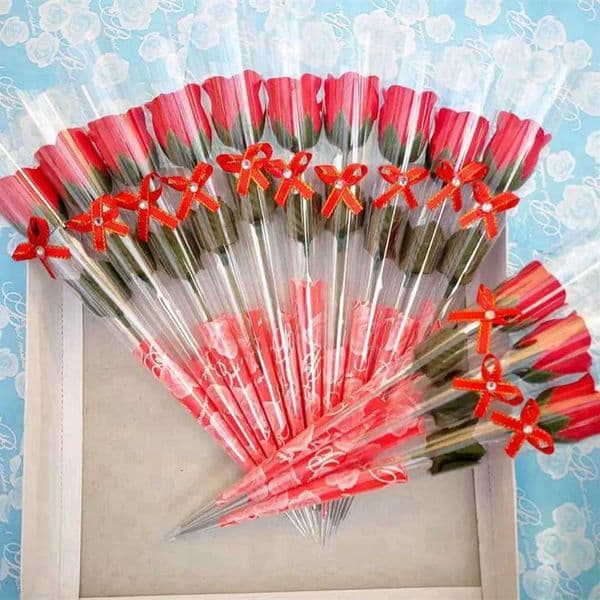10 pieces of new artificial flowers made of single stem artificial rose soap decorated with fresh flowers for Valentines Day gifts W250104