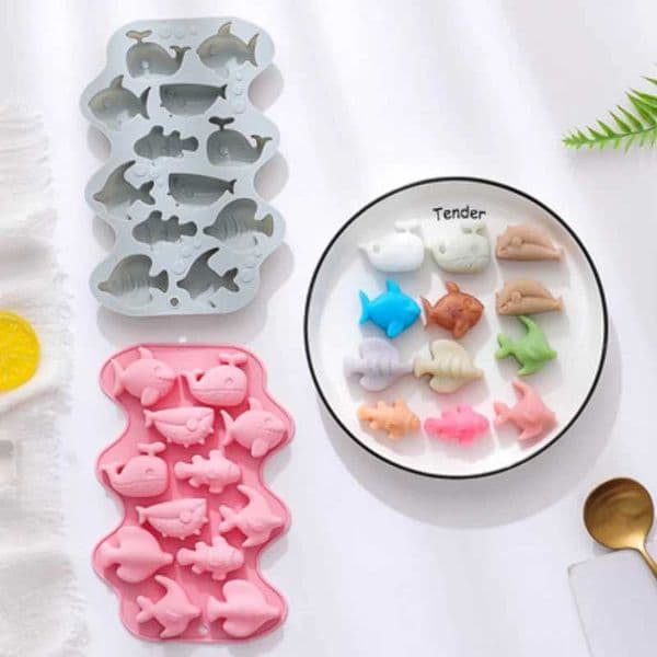 12 hole ocean fish silicone chocolate mold mixed animal candy biscuit jelly ice mold cake decoration soap candle baking set M250106