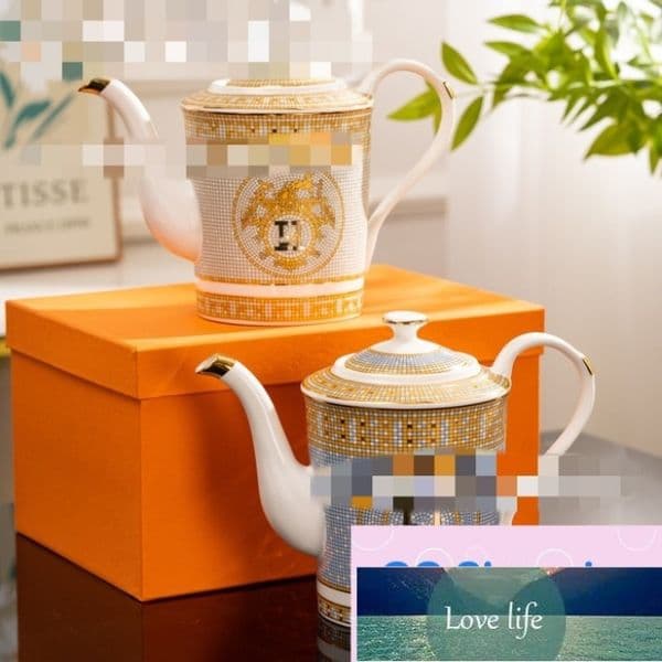 New designer ceramic coffee pot gift box home afternoon tea European style beautiful ceramic gold cold water bottle