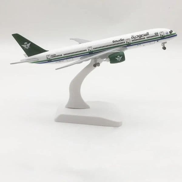 19cm Alloy Metal Saudi Arabian AIR B787 Airlines Boeing 787 Airways Diecast Airplane Model Plane Aircraft w Landing Gears Wheels 250109