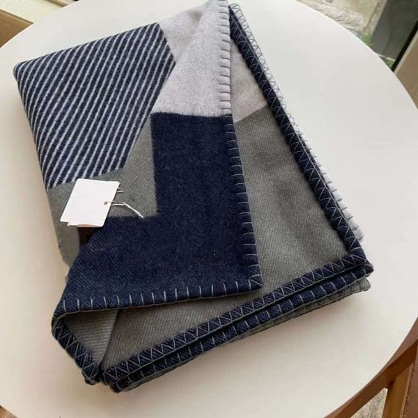 2026 New TOP QUAILTY WOOL NEW Color Yellow Gray Blankets And Cushion Thick Home Sofa Blanket Beige Orange Black Red Gray Navy Big Size Free