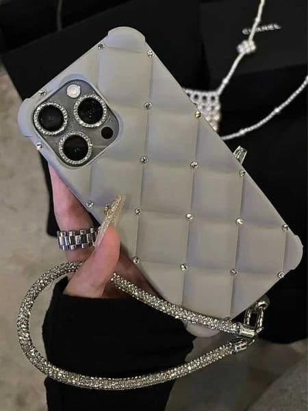Luxury Designer Diamond Case for iPhone 15 Pro Max 16 Glitter Shiny Chain Strap Phone Holder Cover for iPhone 13 11 12 Pro 14 Z250122