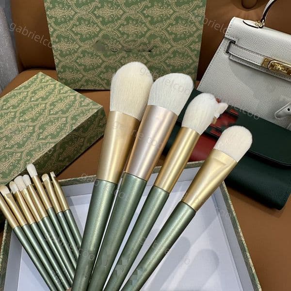 Designer 12-Piece Makeup Brush Set Soft Blush, Eyeshadow & Powder Brushes With Travel Case 12545