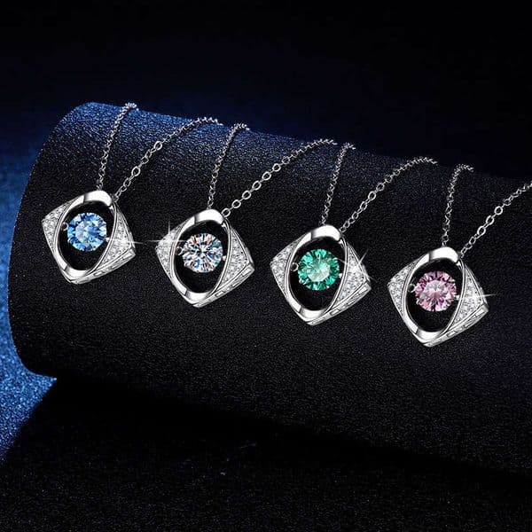 Sier Colorful 1 ct Geometric Heart Moissanite Necklace