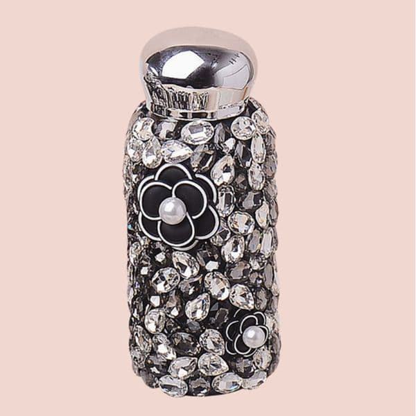 Designer Diamond Water Bottle Luxury Rhinestone Camellia Cups Bling Flask Refillable Insulated Thermal Mugs Glitter Pearl Bracelet Camellia Tumblers new