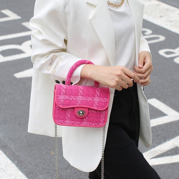 Winter Style Women's Socialite High-End Woven Trendy Small Square Wool Plaid Chain Handbag Crossbody Bag