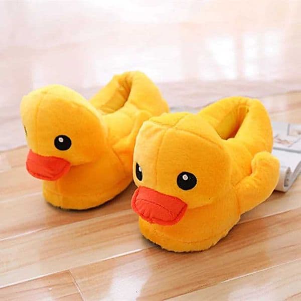 Autumn Winter Cartoon with Duck Fuzzy Slippers Cute Plush Doll He Bedro Slides Warm Ankle Wrap Cotton Shoes Indoor Women Y250818