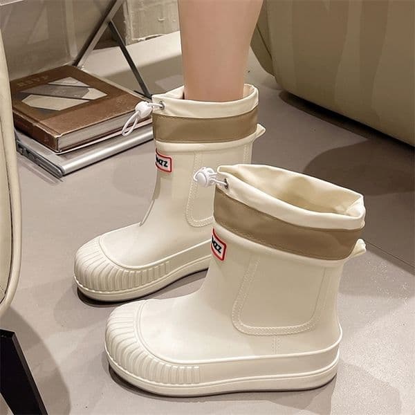 Lady Rain Boots Fashion Non-slip Soft Comfort Waterproof Rain Boots Women Outdoor Hiking School Rainy Days 250815