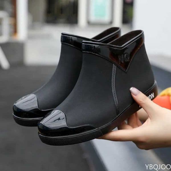 2022 Womens Shoes Fi N Slip Waterproof Rain Boots Tube Rain Boots for Women Waterproof Work Spanish Hunting Boots XJ250818