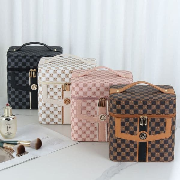 Designer New V-Shaped Grid Makeup Case Handheld Skincare Storage Bag art For Women High-End Portable Multifunctional Large Tool Box Ddmythur Free Shipping