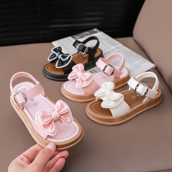 Fashionable Girls Sandals Summer Bow Princess Sandals 314 Years Old Students Outside Wearing Versatile Sandals250825BJ
