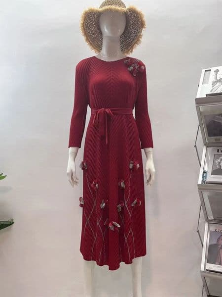 2025 Autumn n Threedimensional Printing Pleated Dress Foreign Style Fashion Highend Long Loose Womens Clothing 250825BANJIA