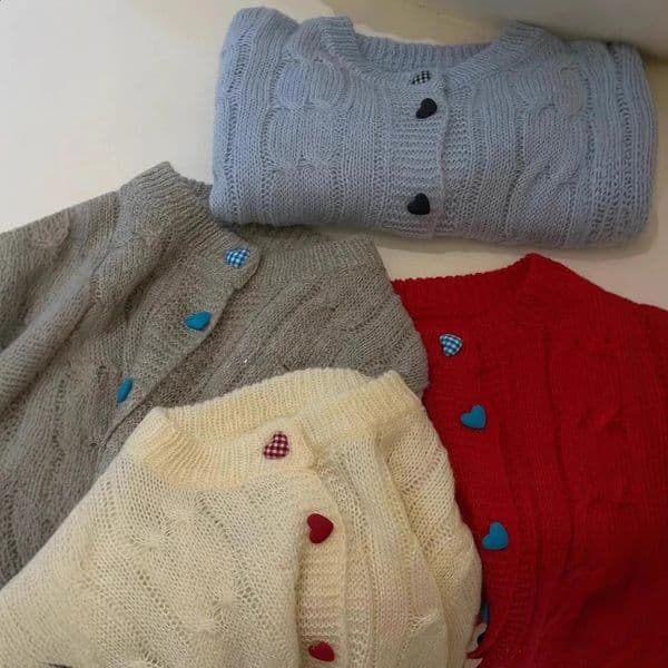 Sweater Cardigan Girls Spring Korean Love Button Knitted Cardigan Childrens Versatile Thin Sweater Coat 250827 M260310